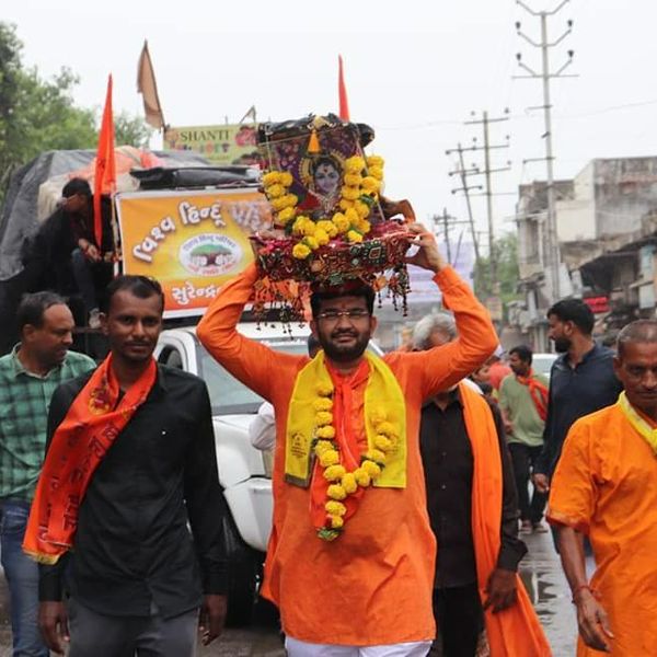 શ્રી કૃષ્ણ જન્મોત્સવ નિમિત્તે વિશ્વ હિન્દુ પરિષદ સુરેન્દ્રનગર દ્વારા આયોજીત શોભાયાત્રામાં.