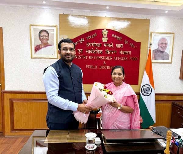 માતૃવત સ્નેહ અને આશીર્વાદ: નિમુબેન બાંભણિયા જી સાથે સ્મરણિય મુલાકાત