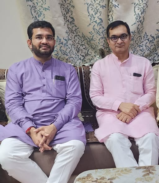 મારા પરમ મિત્ર શ્રી પ્રેરકભાઈ શાહની ભારતીય જનતા પાર્ટી કર્ણાવતી મહાનગર પ્રમુખ તરીકે વરણી થતા હાર્દિક અભિનંદન અને શુભેચ્છાઓ. તેમના નેતૃત્વમાં સંસ્થા નવી ઊંચાઈઓ સર કરશે તેવી શુભકામનાઓ. 💐