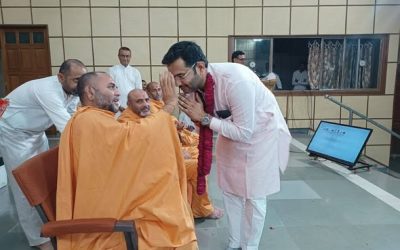 BAPS શ્રી સ્વામિનારાયણ મંદિર, સુરેન્દ્રનગર ખાતે પૂજ્ય અધ્યાત્મસ્વરૂપ સ્વામી, કોઠારીશ્રી ગઢડા અને પૂજ્ય શ્રી ધર્મચિંતન સ્વામીના શુભ-આશિષ પ્રાપ્ત થયા.